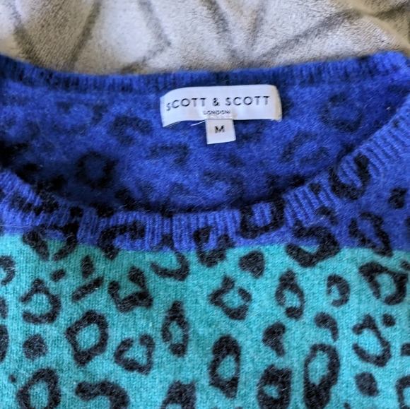 Women's sweater size M - Picture 3 of 5